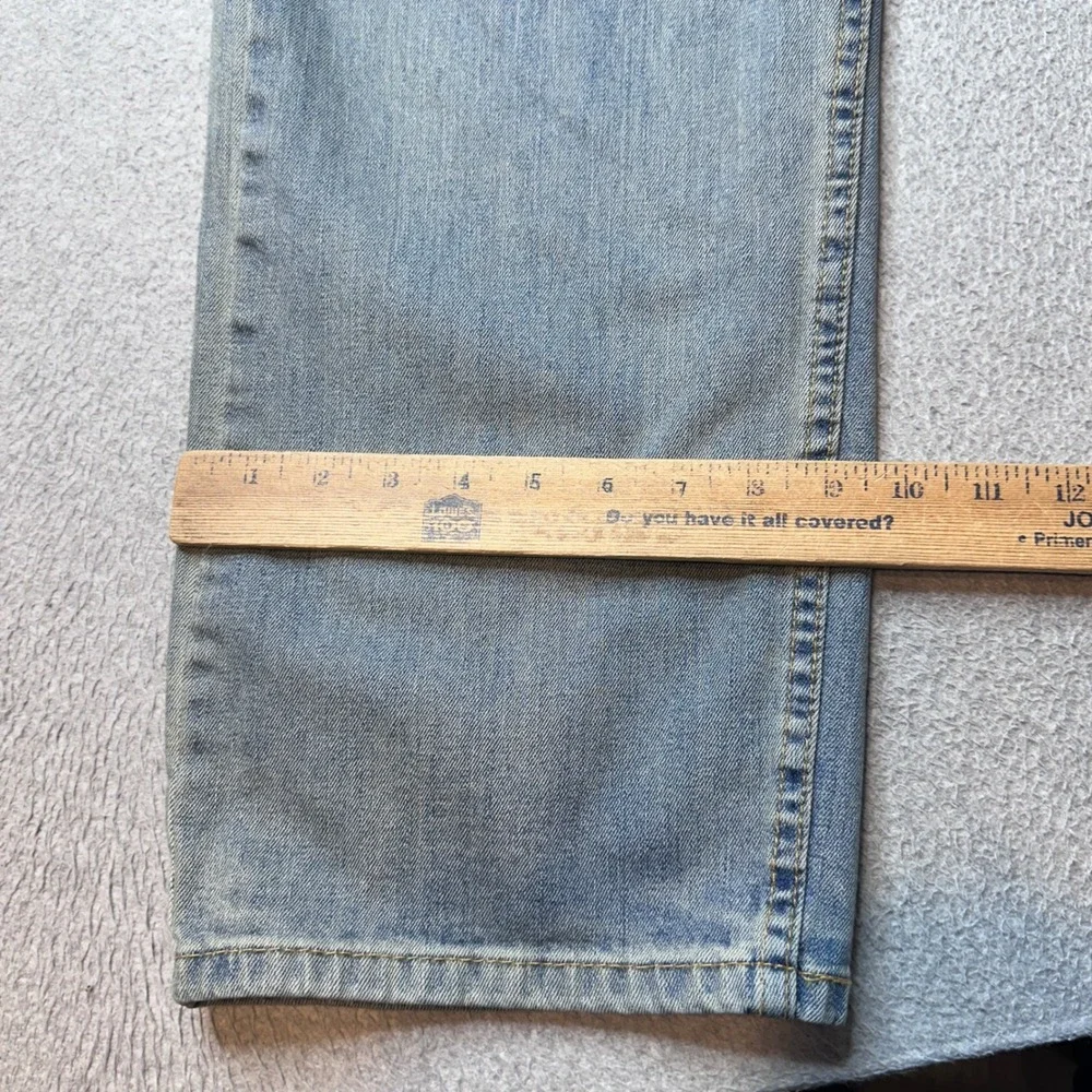 Levi's 505 Jeans Mens 42x32 Regular Fit Light Wash Blue Straight Leg Stretch